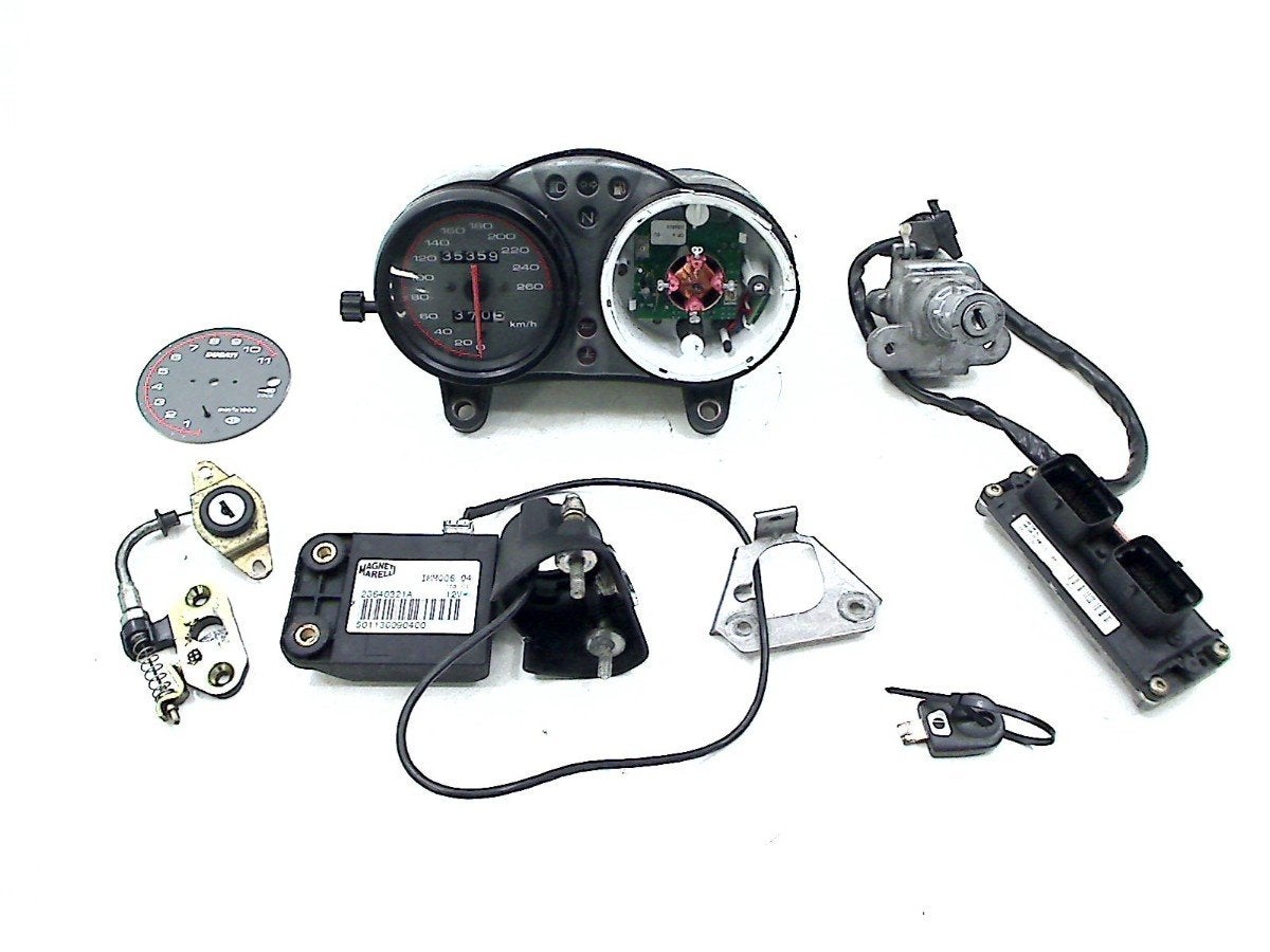 ENSEMBLE DE VERROU ET CYLINDRE DE PORTES Ducati (96506300B), Dhr. S. di Majo, Utilisé, Info@cama-motorparts.nl, P.J. Troelstraweg 8 8
3144 CX  MAASSLUIS, NL