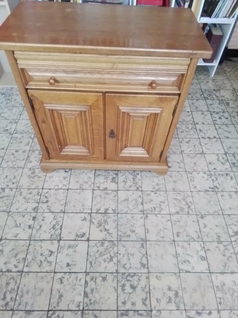 Kast in eik, Ophalen
