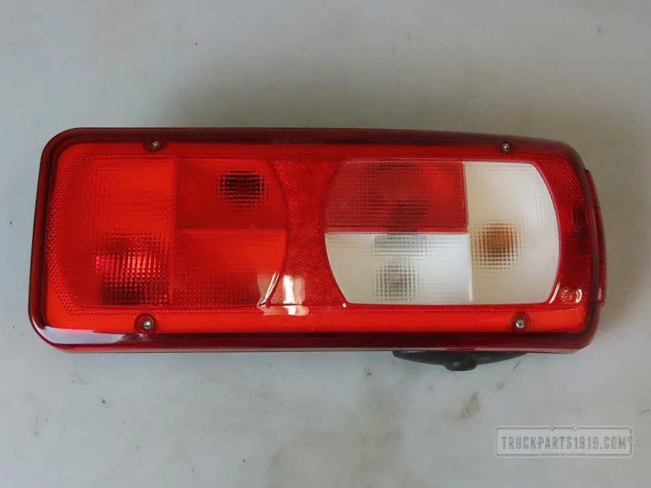 DAF 1875581 Achterlicht + pieper Re. DAF, Autos : Pièces & Accessoires, Pièces camion, DAF, Éclairage, Utilisé, Enlèvement