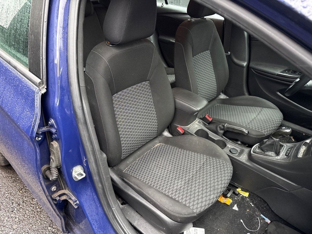 SIEGE AVANT DROIT ( PASSAGER ) Opel Astra K Sports Tourer, Opel, Opel Automobile GmbH, Utilisé, Kontakt-opel@opel.com