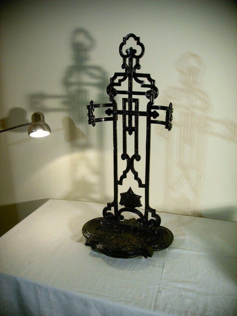 Porte-parapluies noir ancien en fonte., Enlèvement ou Envoi