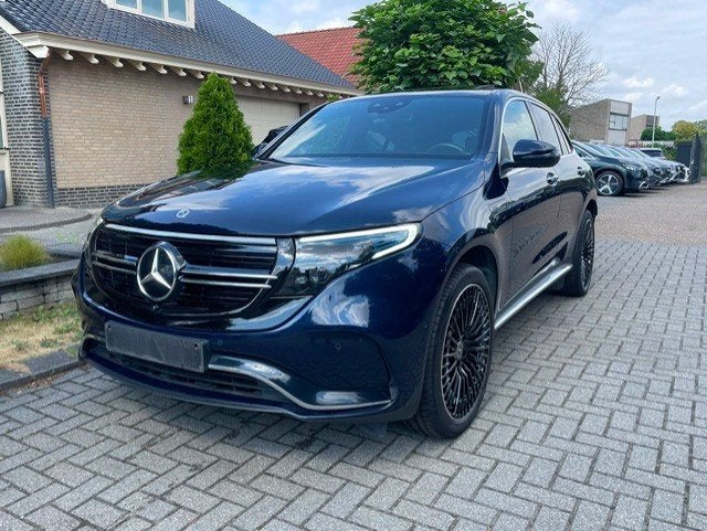 Mercedes-Benz EQC 400 4MATIC AMG LINE LED NAVI 360 CAMERA, Automaat, Gebruikt, Blauw, 5 zetels