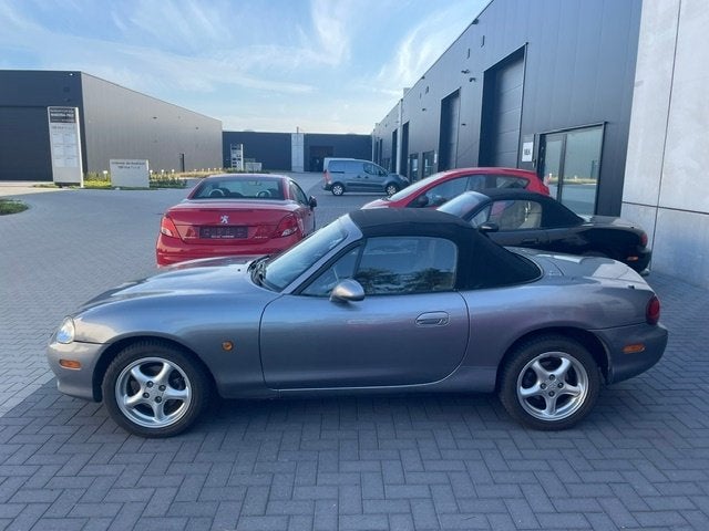 Mazda MX5 1.6I NB FL Titanium Edition, Goede staat,, Auto's, Mazda, 4 cilinders, https://public.car-pass.be/vhr/5e018220-1677-43ba-9331-70cfe3805dcf