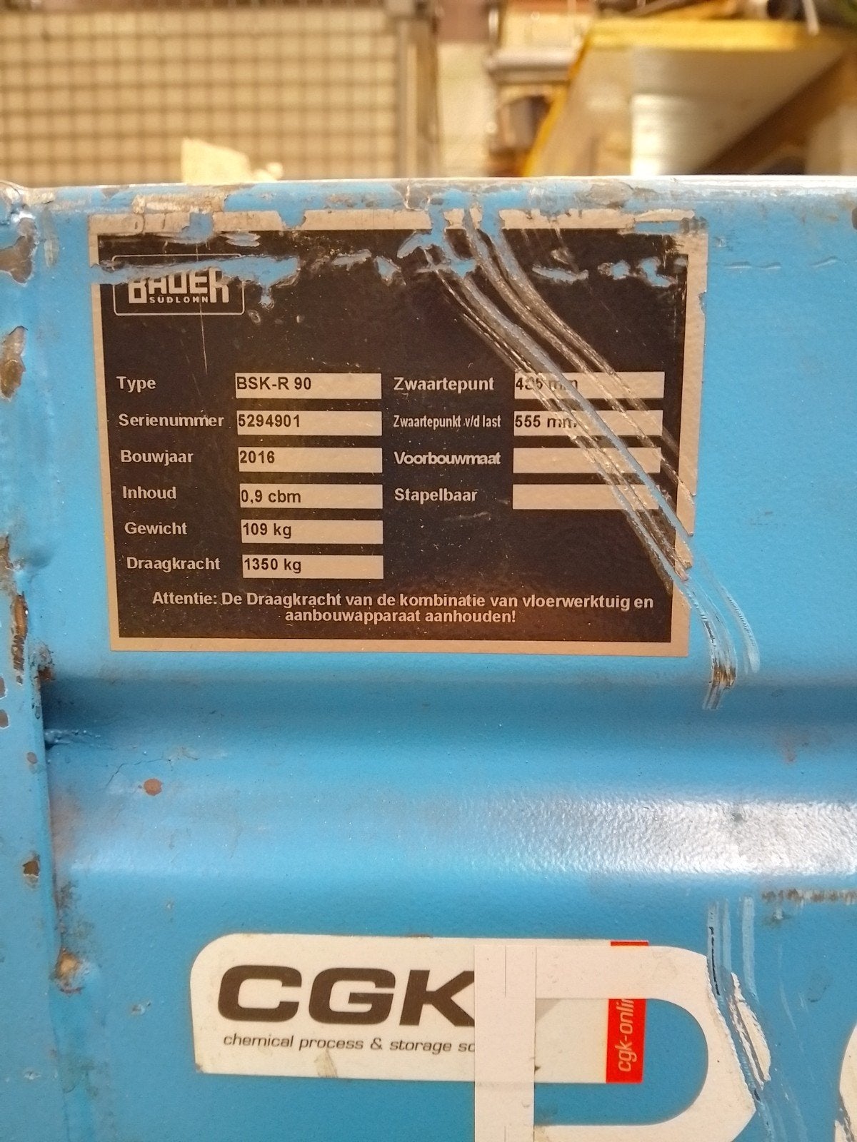 kiepbak / container BSK 90, Ophalen