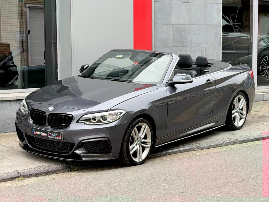BMW 218 IA*Cabriolet*BT.Auto*Pack M*1jaar garantie*69.000 km, Auto's, 4 zetels, 4 cilinders, Leder, Zilver of Grijs