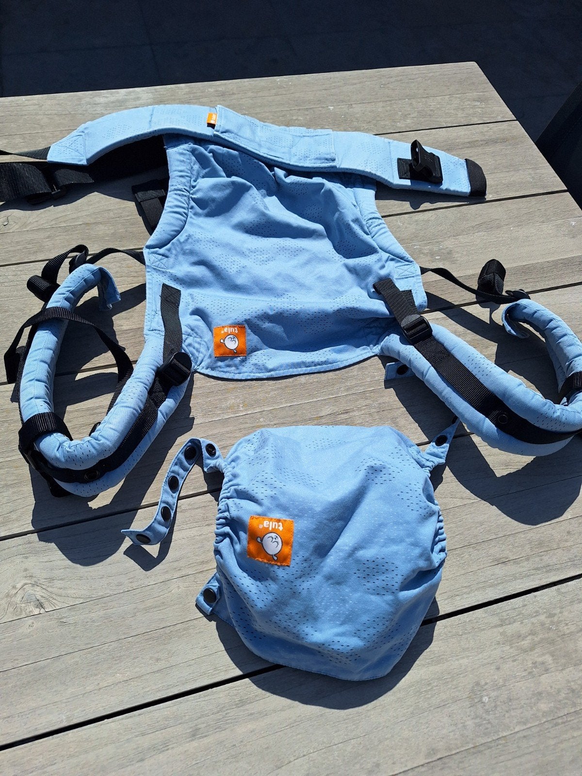 Tula Draagzak Free To Grow - Linen

Blauw, Kinderen en Baby's, Ophalen, Buik, Draagzak