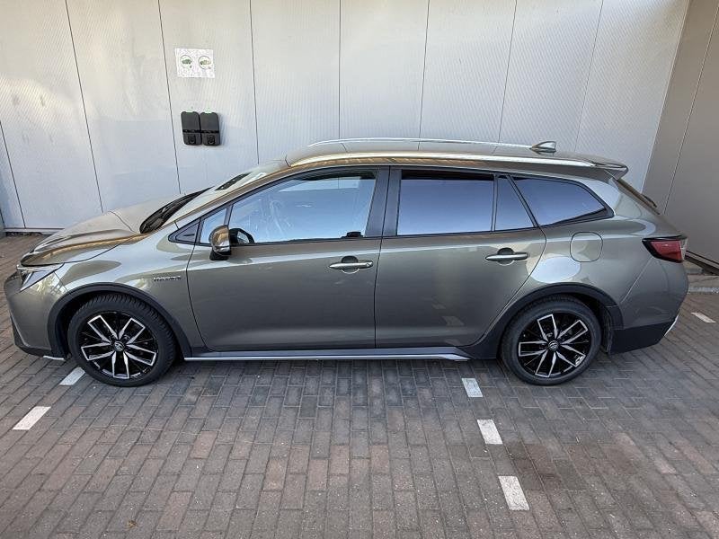 Toyota Corolla Touring Sports Trek, Automaat, Euro 6, Overige kleuren, 72 kW