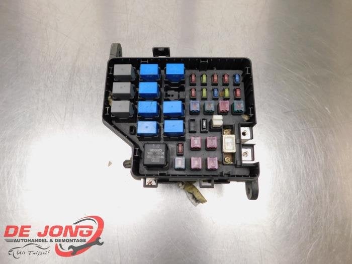 Boîte à fusibles d'un Hyundai Santafe, -, 3 mois de garantie, Utilisé, Hyundai
