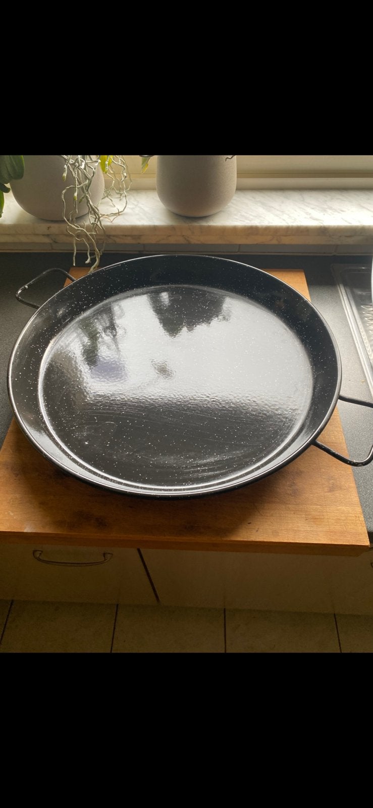 Paella pan, Ophalen, Nieuw
