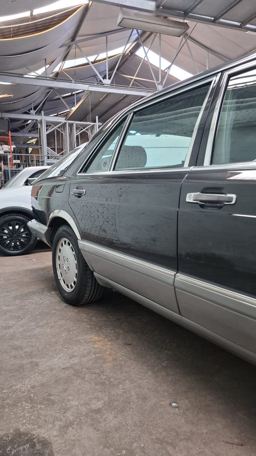 Mercedes 420SEL oldtimer 1987, foto 6