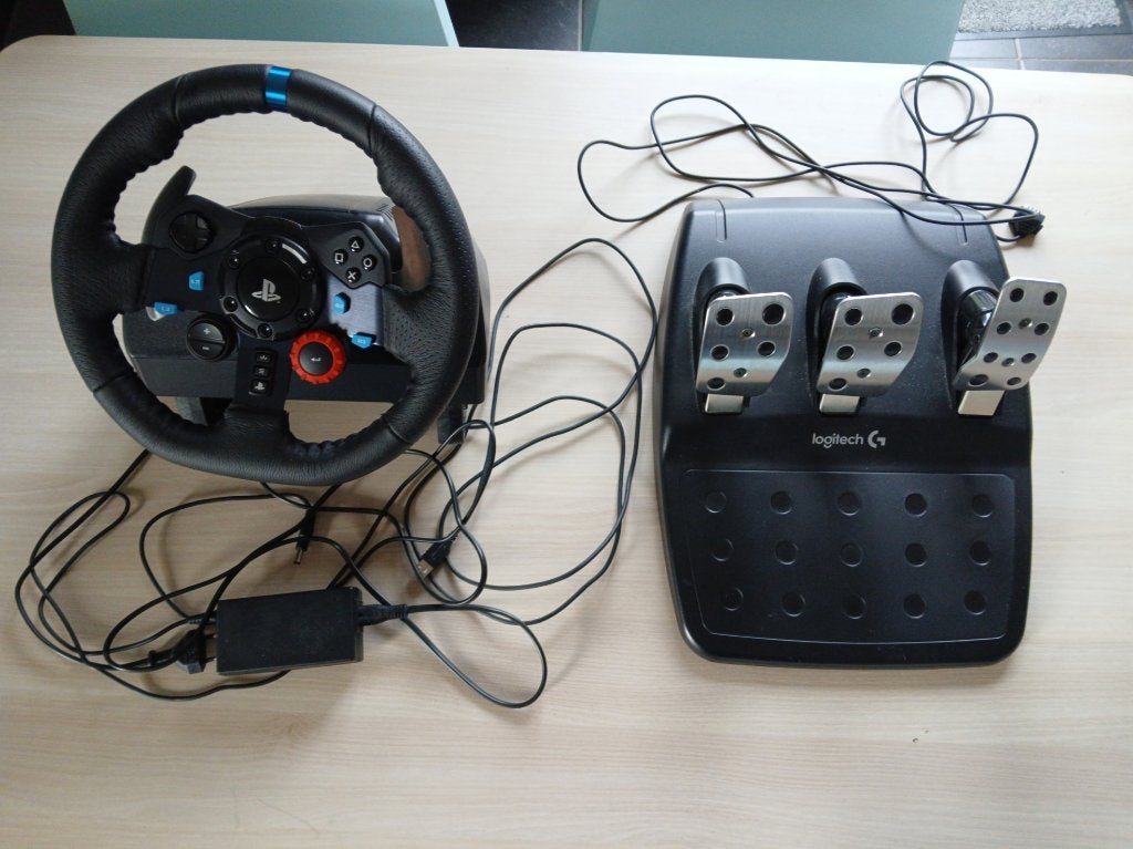 Logitech G29 wiel met pedalen, Ophalen, Racestuur, Gebruikt, Force feedback
