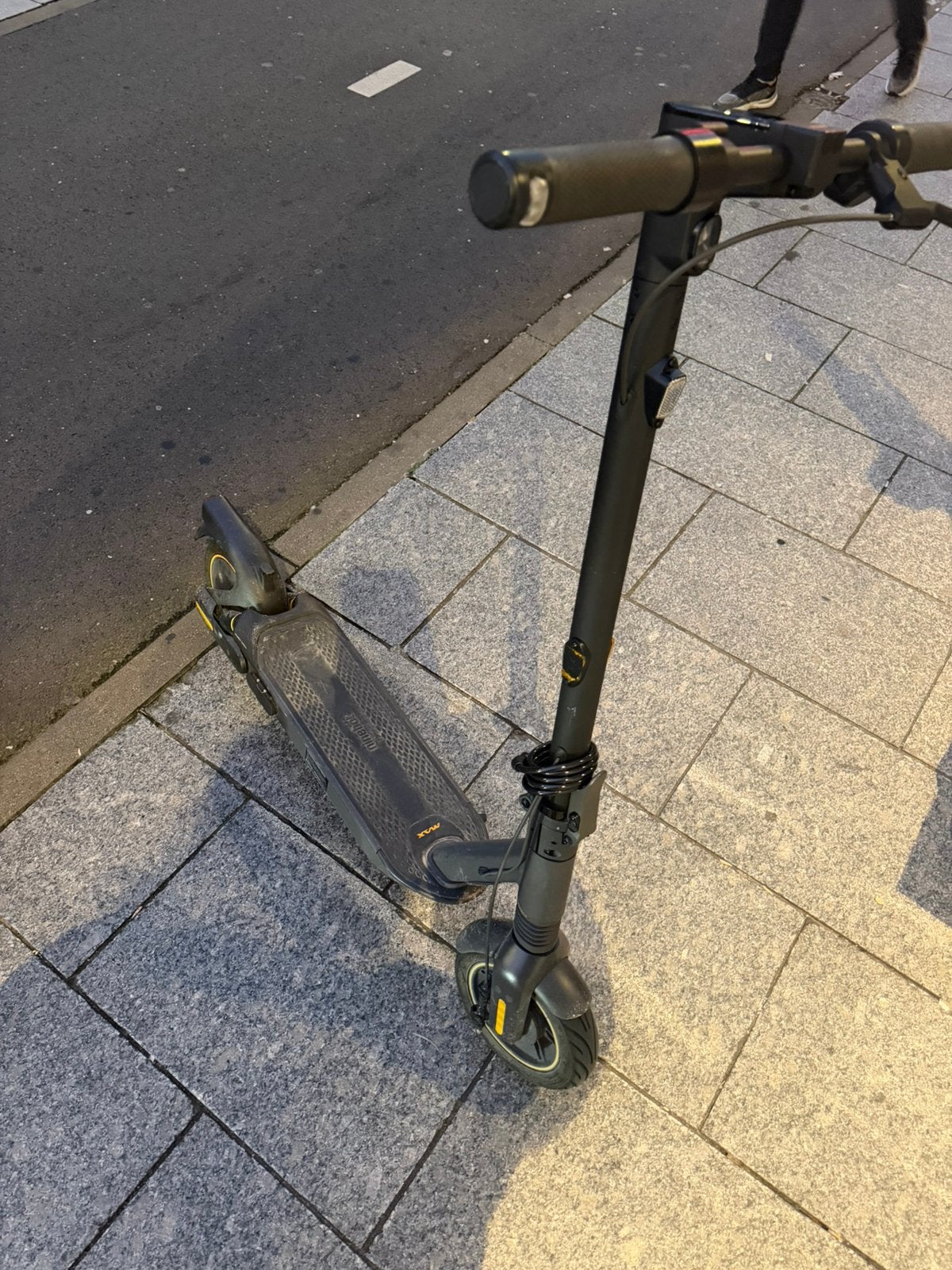 Ninebot max g2, Fietsen en Brommers, Ophalen, Zo goed als nieuw