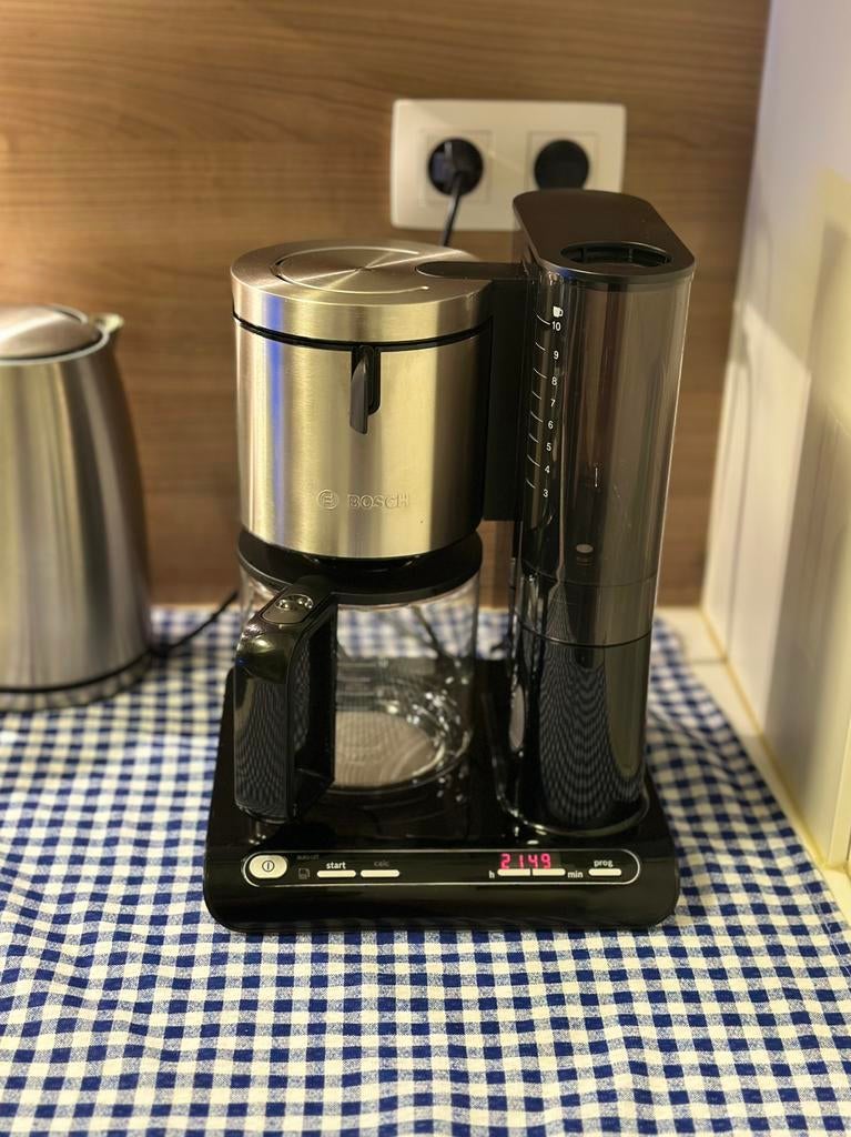 Bosch Coffe Machine, Elektronische apparatuur, Koffiezetapparaten, Zo goed als nieuw, Gemalen koffie, Koffiemachine, 10 kopjes of meer