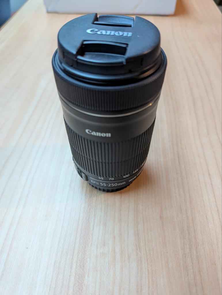 Canon EF-s 55-250 f4-5.6 Lens, Ophalen of Verzenden, Zo goed als nieuw, Telelens