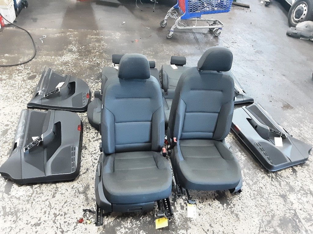 INTERIEUR COMPLET Volkswagen Golf VII Variant (AUVV), Autos : Pièces & Accessoires, Volkswagen, Volkswagen AG, Utilisé, Kundenbetreuung@volkswagen.de
