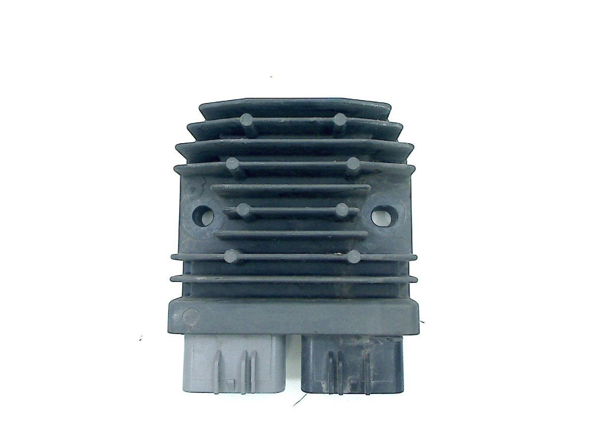 REGULATEUR DE TENSION Ducati, Dhr. S. di Majo, Utilisé, Info@cama-motorparts.nl, P.J. Troelstraweg 8 8
3144 CX  MAASSLUIS, NL