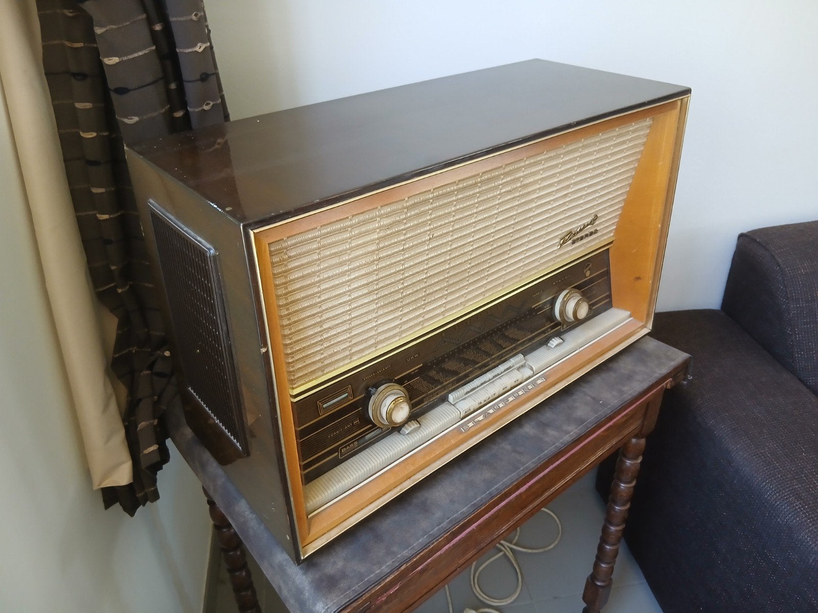 Vintage werkende radio , Blaupunkt Florens stereo ,in z.g st, Enlèvement
