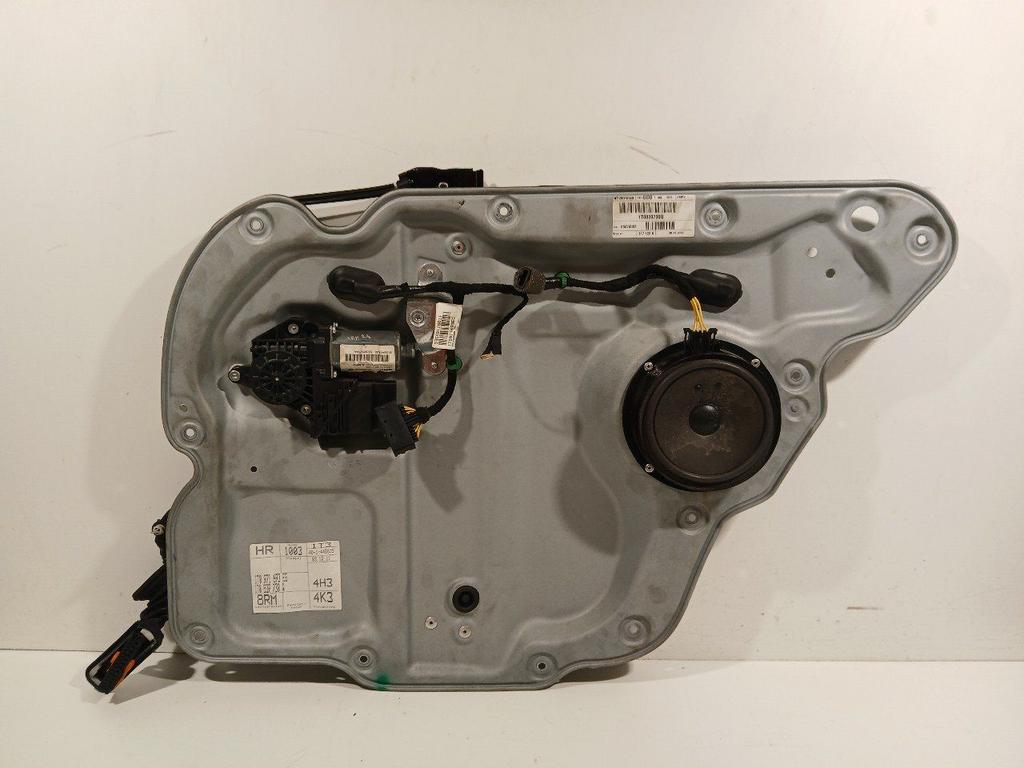 Raammechaniek elektrisch rechts achter Volkswagen Touran, Auto-onderdelen, Onderdelen@venauto.nl, Van der Ven Autorecycling B.V.