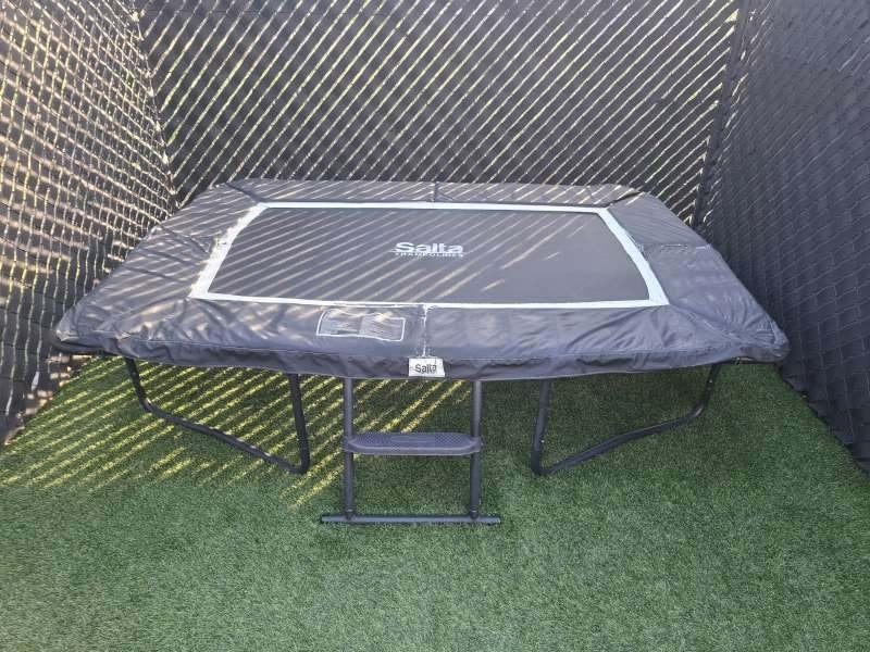 Salta Premium Black Editon trampoline 214x153cm, Kinderen en Baby's, Speelgoed | Buiten | Trampolines, Ophalen