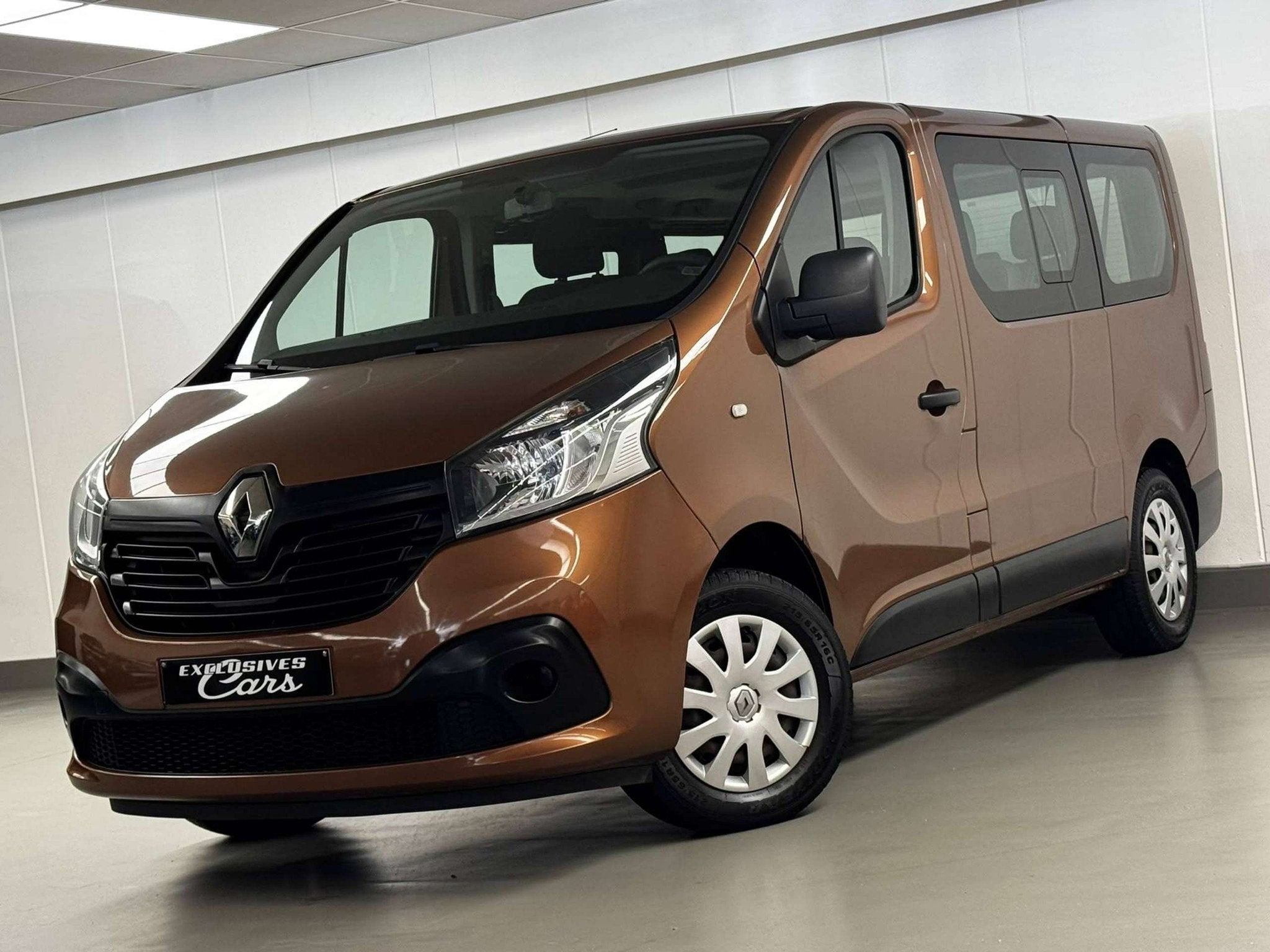 Renault Trafic 1.6DCI 95CV PASSENGER ! 1ere MAIN ! 8 PLACES, Autos, 8 places, Entreprise, Diesel, 1598 cm³