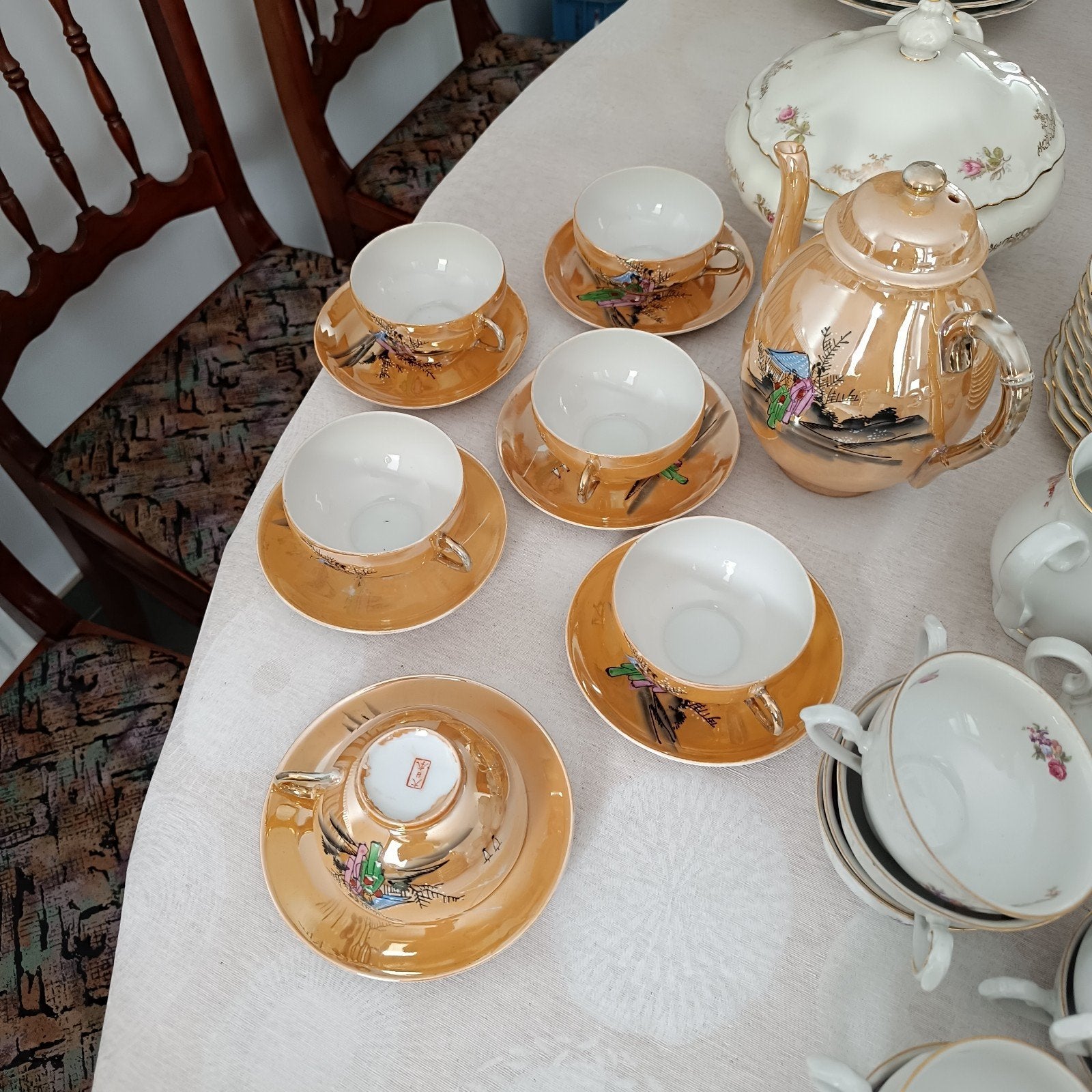 Mooie vintage Japanse porseleinen theeset met glanzende goud, Ophalen