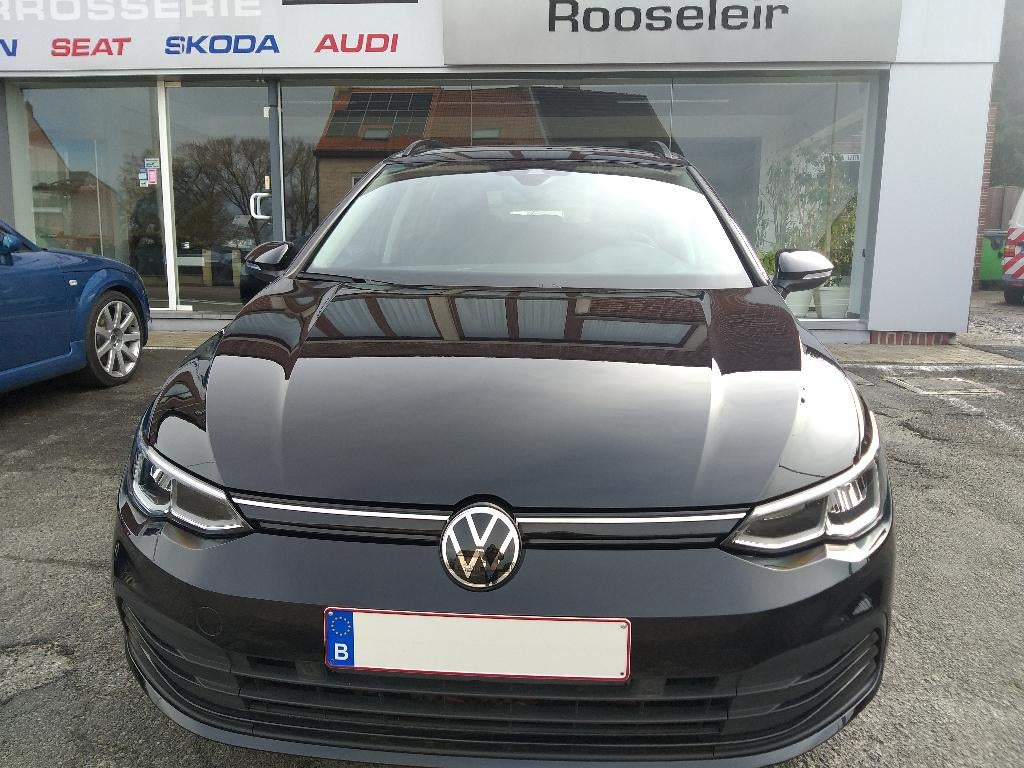 VERKOCHT. GOLF 8 VARIANT LIFE MET MAAR 26.250 KM, Auto's, Volkswagen, Voorwielaandrijving, Zwart, Leder, Bedrijf
