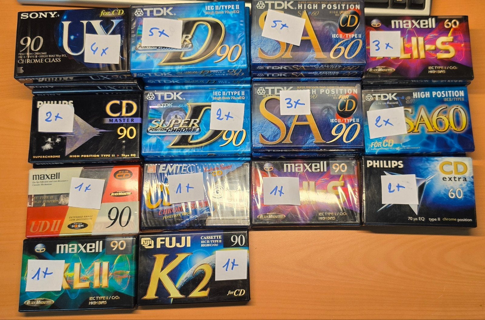cassettes audio, CD & DVD, Cassettes audio, Enlèvement ou Envoi, Neuf, dans son emballage, 26 cassettes audio ou plus, Vierge