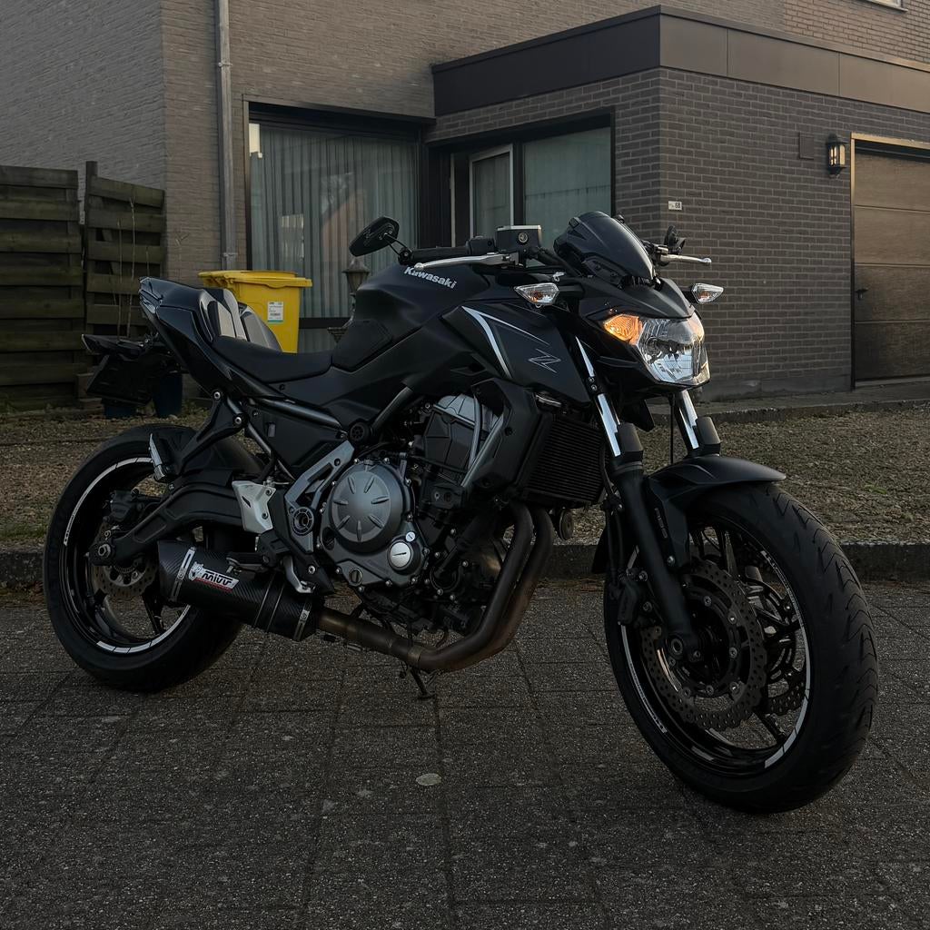 Kawasaki z650 35kw | FULL POWER | 2017 | 7500km, Motoren, 2 cilinders, Minimaal motorrijbewijs A2, 650 cc, 12 t/m 35 kW