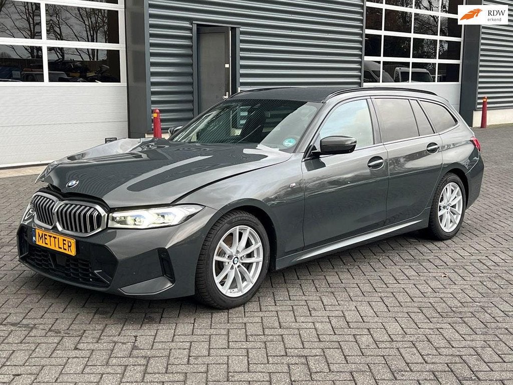 BMW 3-serie 320d, M sportpakket, 360 camera, navigatie, Auto's, Automaat, Achterwielaandrijving, 1995 cc, Alcantara
