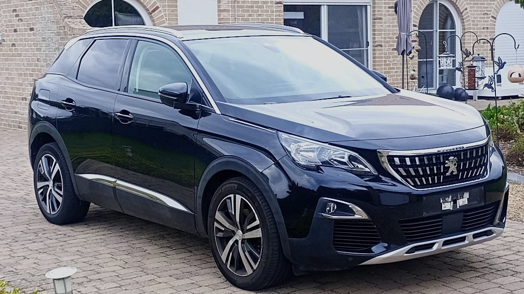 Peugeot 3008 in zeer mooie staat. Automaat., Dealer onderhouden, Leder en Stof, Zwart, Bedrijf