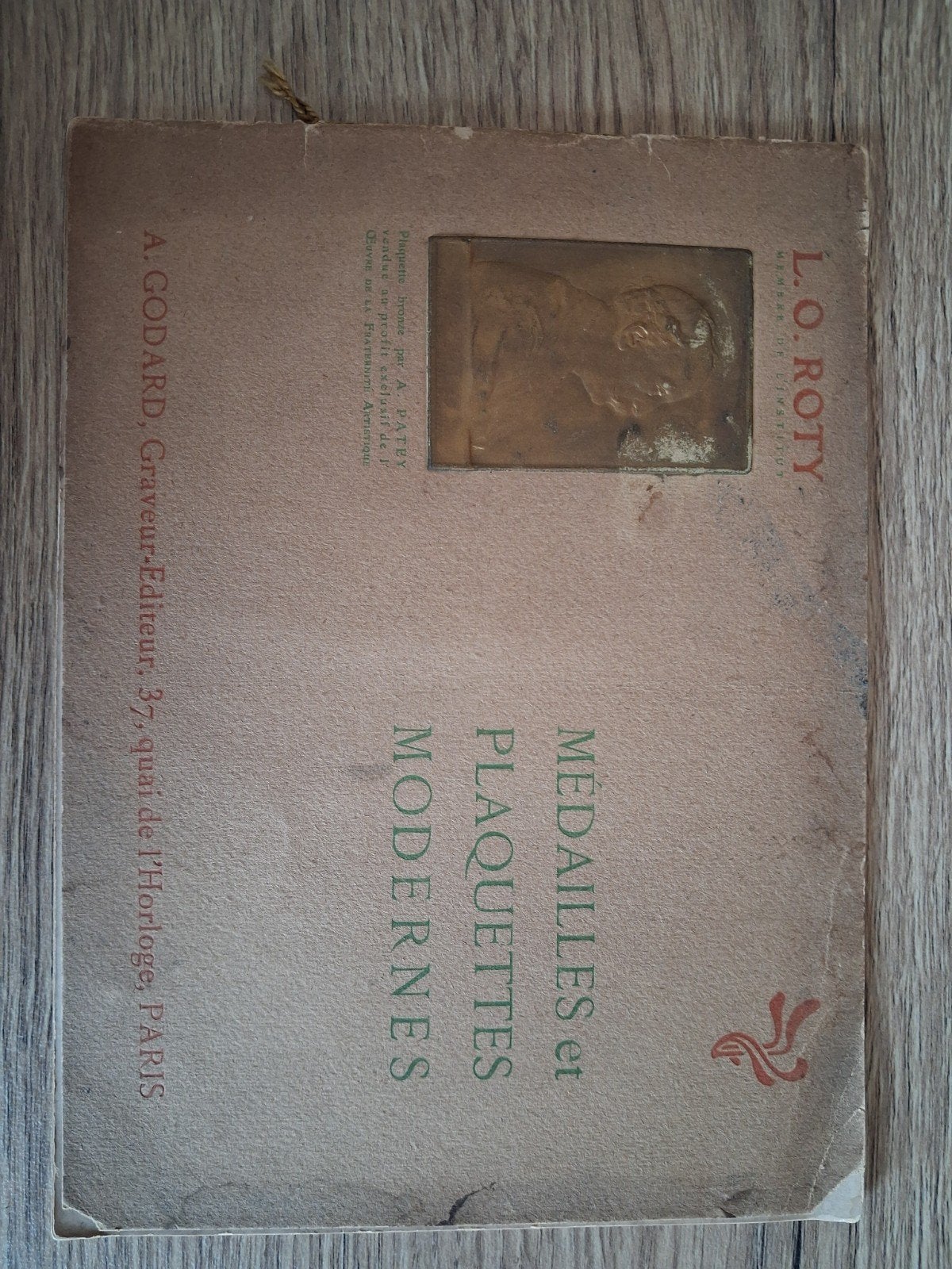 Medailles et plaquettes modernes, Envoi