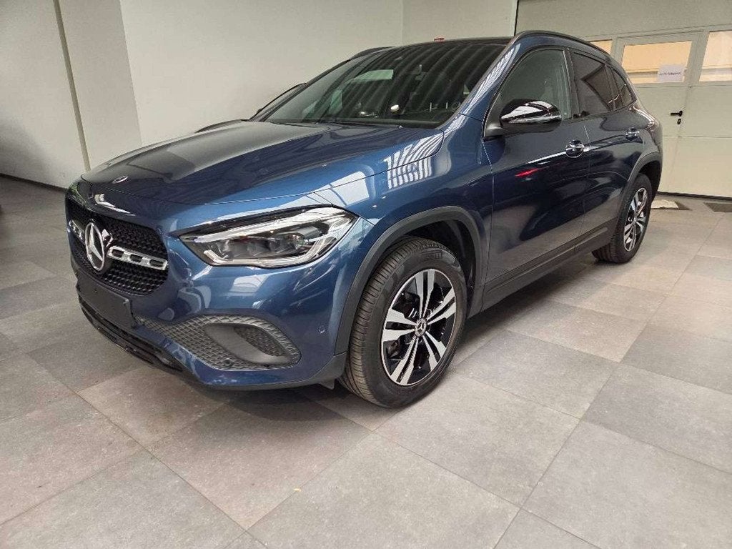 Mercedes-Benz GLA 250 GLA 250 e PHEV Luxury Line (160 kW) Lu, Autos, Mercedes-Benz, Cuir, 1332 cm³, Achat, Entreprise