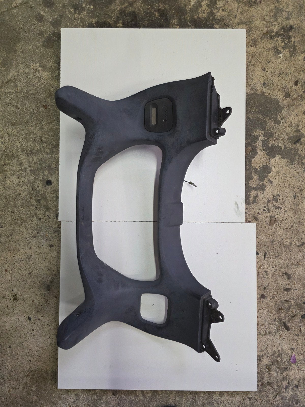 Pan European ST1100  dashboard cover, Ophalen
