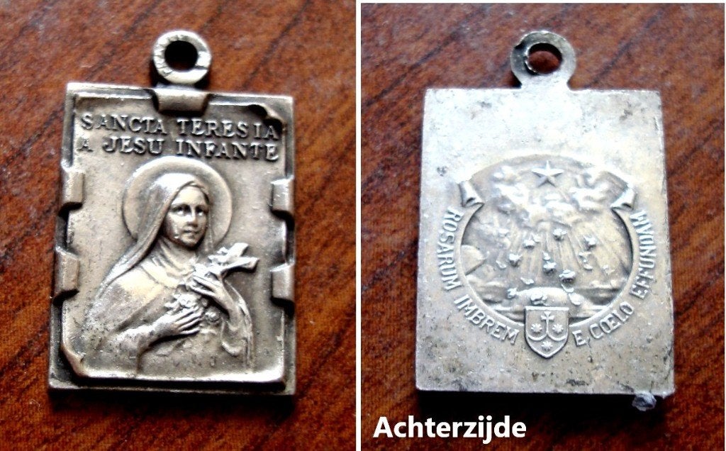 Medaille Sint Theresia van het kindje Jezus, Ophalen of Verzenden, Gebruikt, Overige typen, Christendom | Katholiek