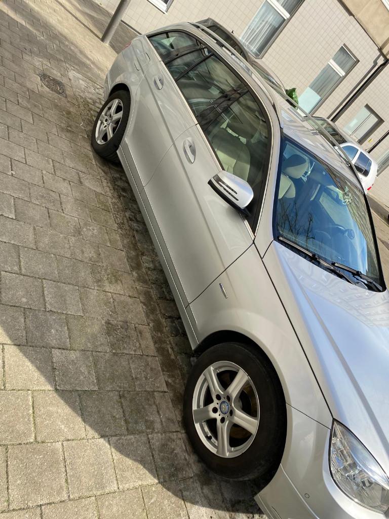 Mercedes-Benz C220 CDI BlBlue EFFICIENCY Avantgarde, Auto's, Voorwielaandrijving, Euro 5, Stof, Beige