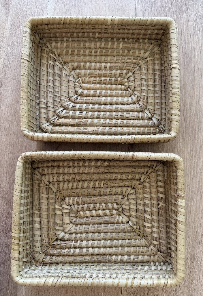 Mandjes, Huis en Inrichting, Woonaccessoires | Schalen en Manden, Ophalen, Zo goed als nieuw, Rechthoekig, Mand