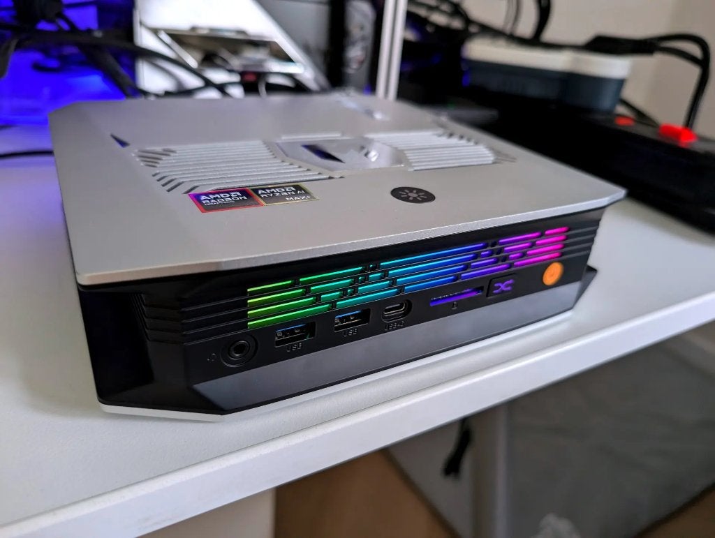 Bosgame M5 AI Mini PC Ryzen AI Max+ 395 - 128GB & 2TB, Computers en Software, Desktop Pc's, 64 GB of meer, Ophalen of Verzenden
