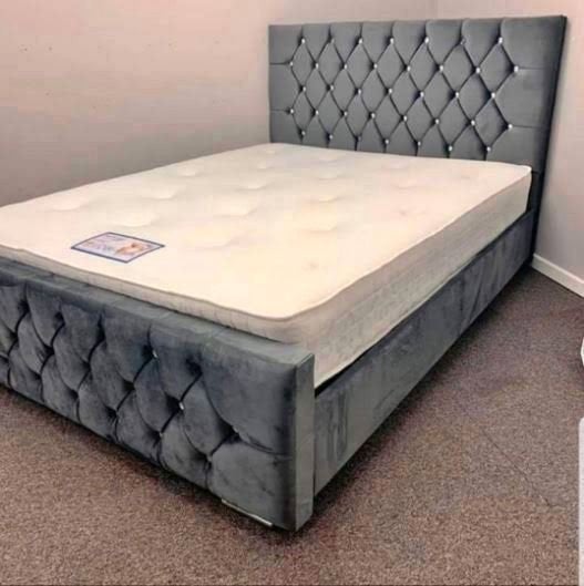 Luxe fluwelen bed – elegant design met premium comfort, Verzenden, Nieuw, Beige