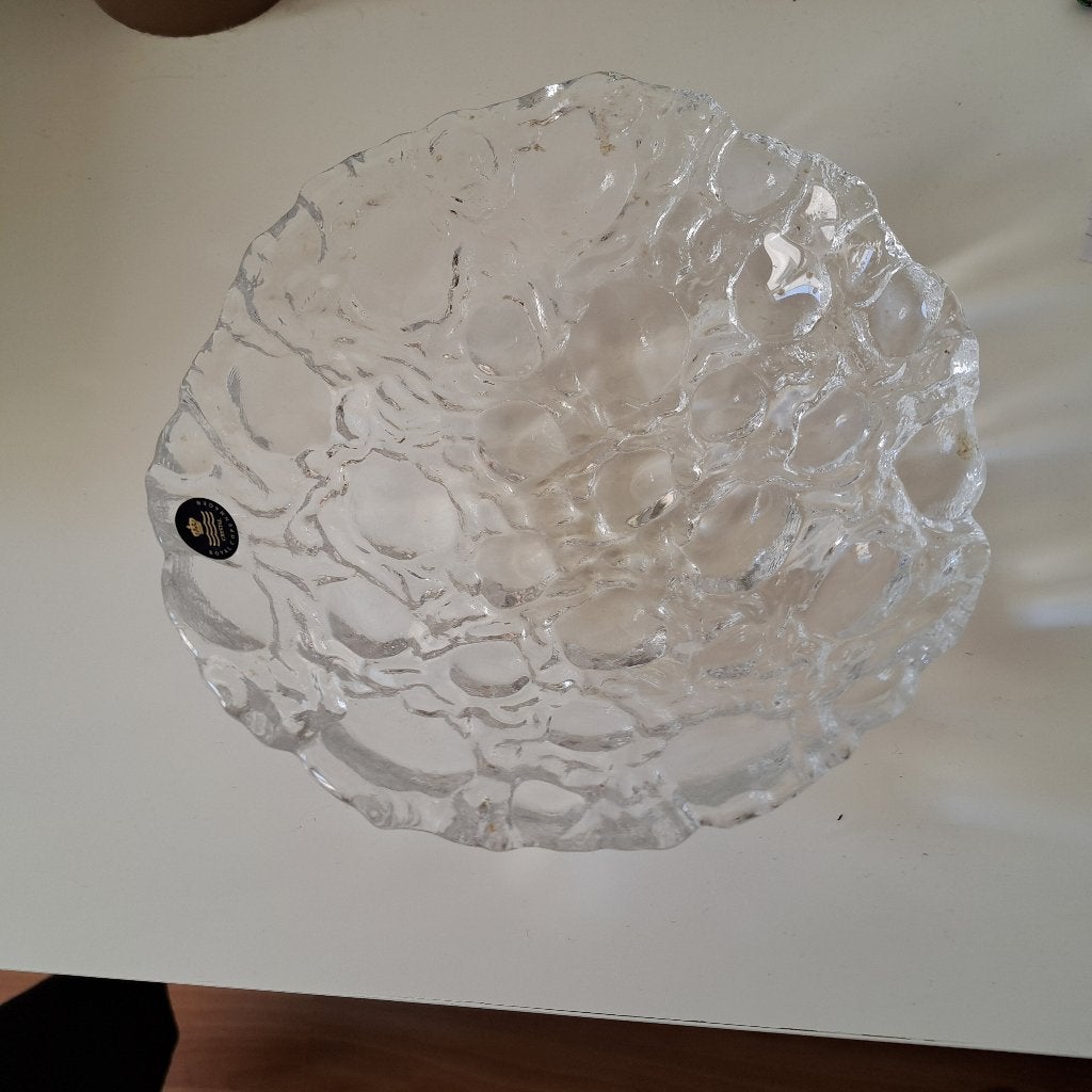 Bowl en Crystal, Ophalen