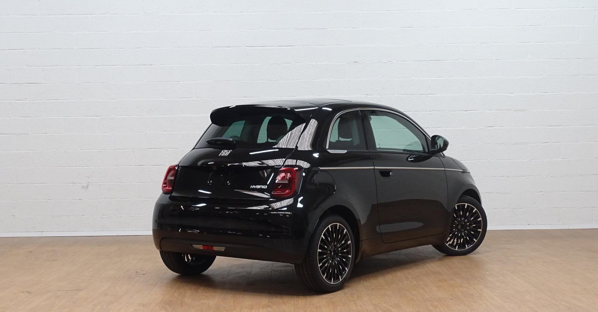 Fiat 500 1.0 Hybrid LA PRIMA, Achat, Entreprise, 48 kW, Noir