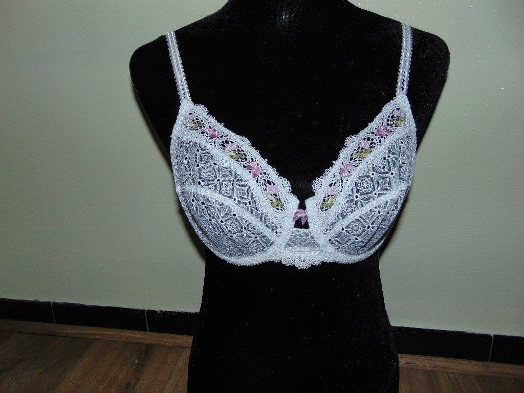 BH 'Lou' 75D nieuwstaat, Kleding | Dames, Ondergoed en Lingerie, Ophalen of Verzenden, Wit, BH
