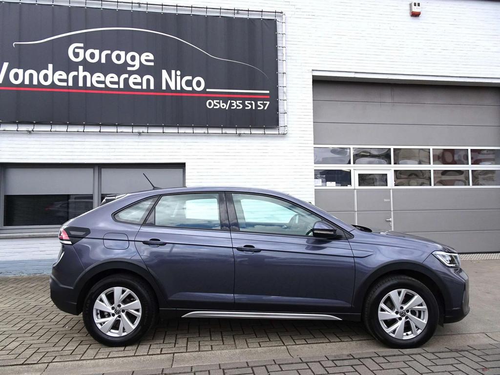 Volkswagen Taigo 1.0TSi Life VIRTUAL,FULL LED,CARPLAY,ADAPT, Autos, Volkswagen, 121 g/km, Argent ou Gris, Achat, Noir