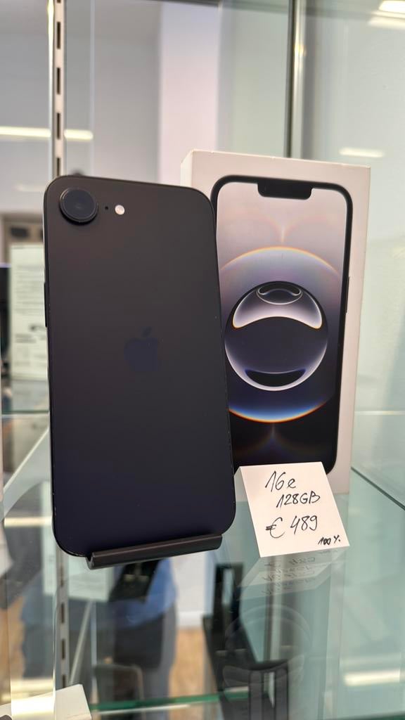 iphhone 16e 128GB, Telecommunicatie, Mobiele telefoons | Hoesjes en Screenprotectors | Apple iPhone, Ophalen, Zo goed als nieuw