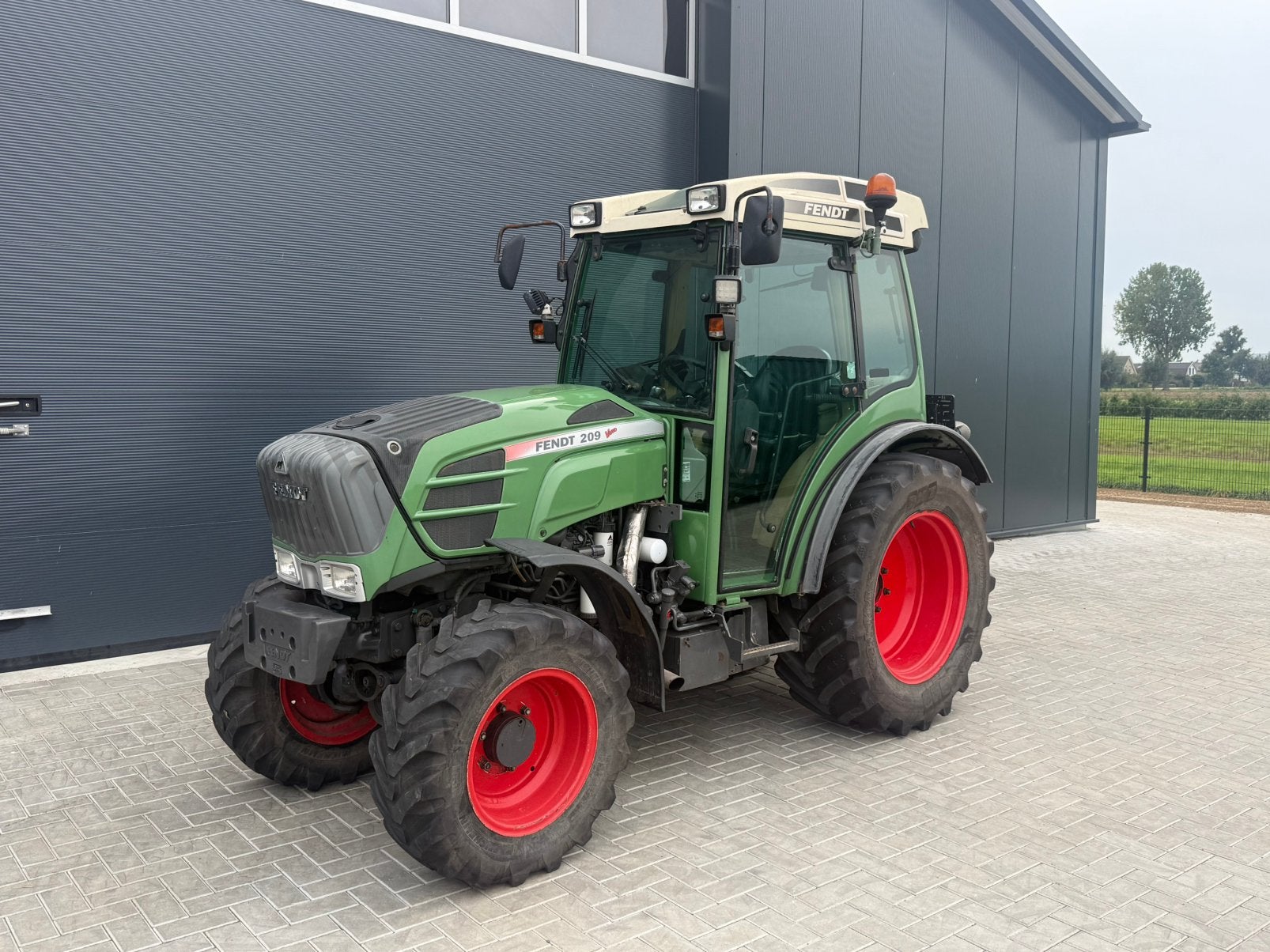 Fendt 209f vario, Tuin en Terras, Ophalen of Verzenden