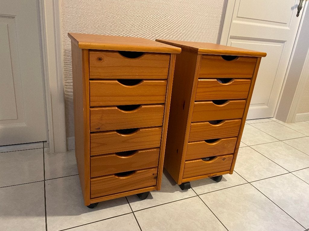 2 houten ladekastjes, Ophalen