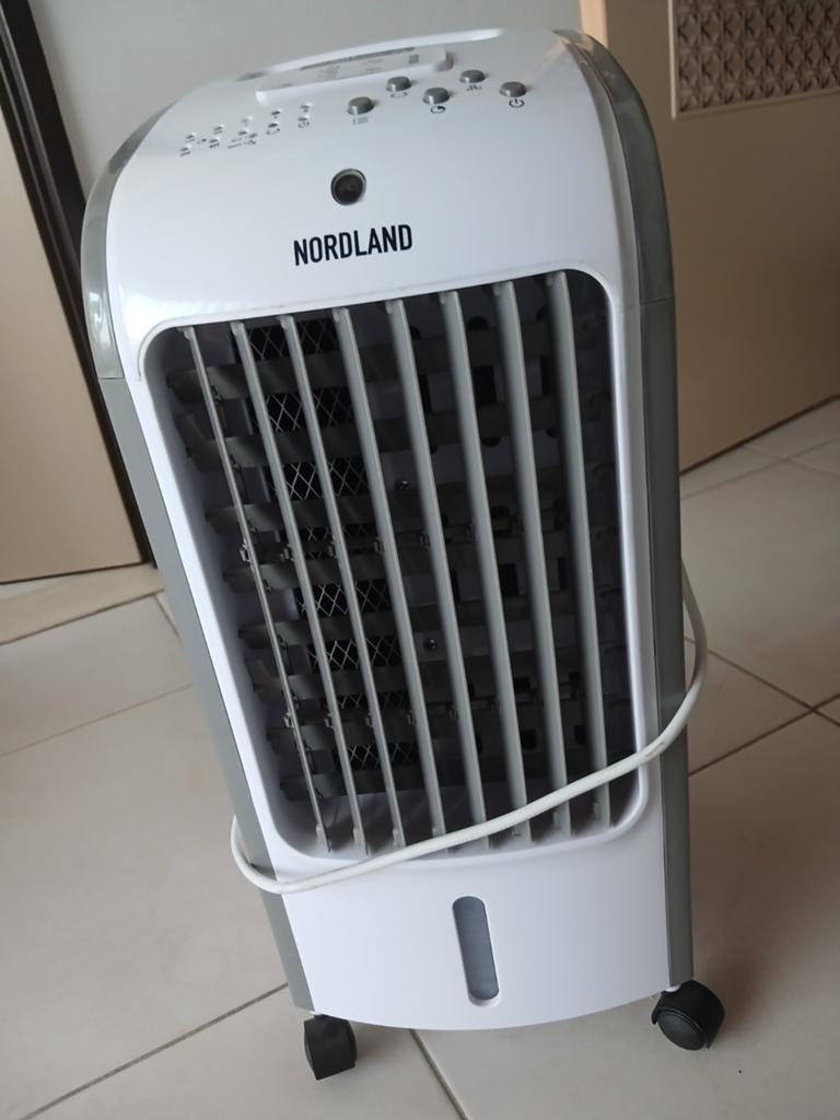 Rafrechiseur d aire, Elektronische apparatuur, Ventilatoren, Ophalen, Ventilator met afstandsbediening, Zo goed als nieuw, Overige