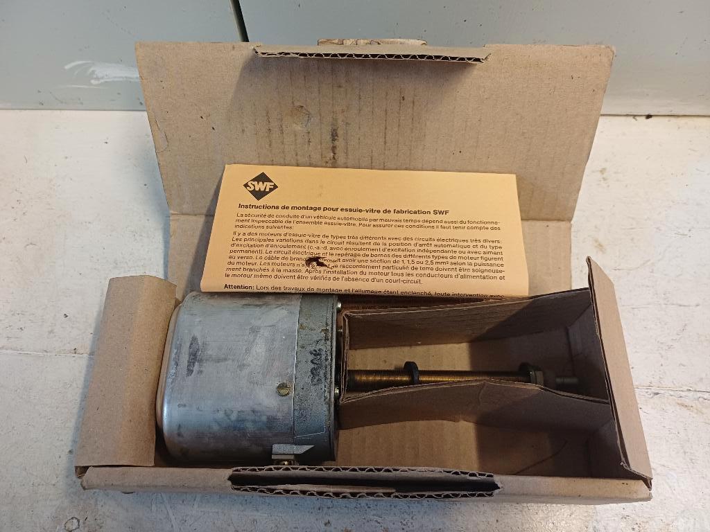 Oltimer ruitenwissermotor tacot nieuwe verpakking 1930+, Ophalen of Verzenden, Gebruikt, Oldtimer onderdelen