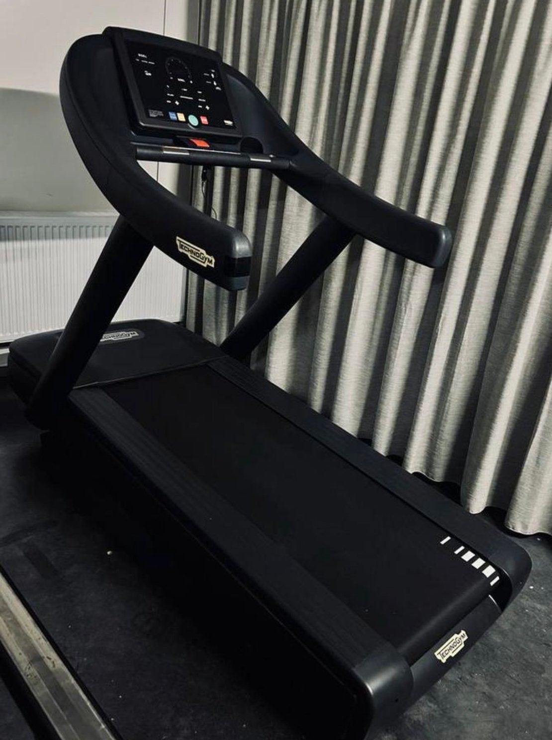 Prof. Loopbanden TECHNOGYM CYBEX LIFE FITNESS, Sport en Fitness, Fitnessmaterialen, Zo goed als nieuw, Ophalen