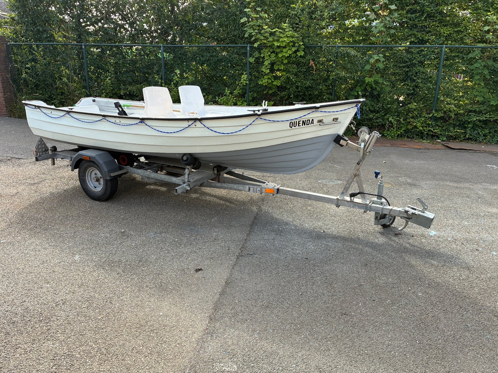 Complete set - vaarklaar: Boot, trailer en Yamaha 4pk 4-takt, Watersport en Boten, Ophalen, 4 m, Tot 10 pk, 4 pk