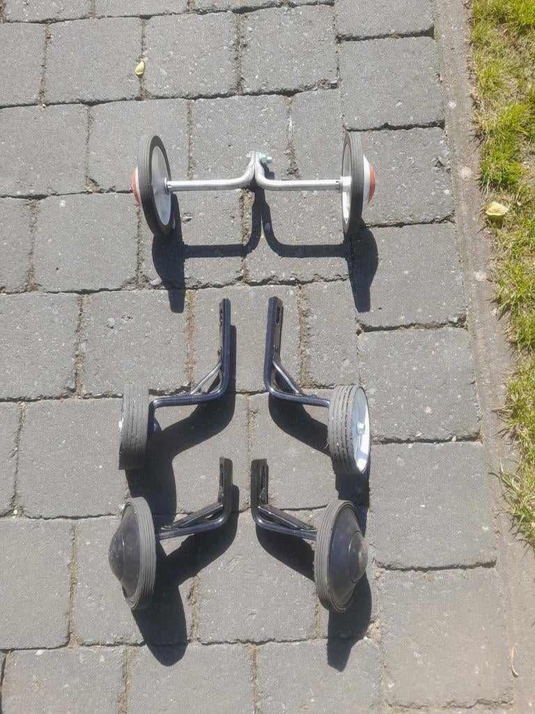 Fietswieltjes kinderfiets 3 sets Zijwieltjes, Fietsen en Brommers, Ophalen, Zijwieltjes